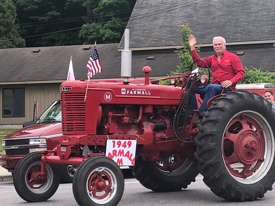 Parade with Tractor at Cedar Polka Fest